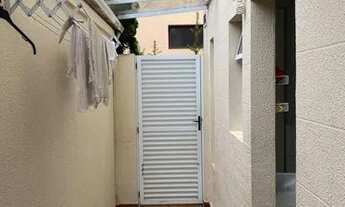 Imagem 7: Casa de condomínio para venda possui 180 metros quadrados com 3 quartos