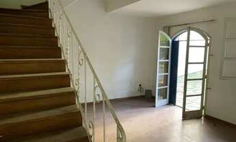 Imagem 4: Casa para Venda em Teresópolis, Várzea, 3 dormitórios, 3 banheiros, 5 vagas