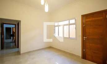 Imagem 2: Casa para Aluguel - Quitaúna, 2 Quartos, 123 m2