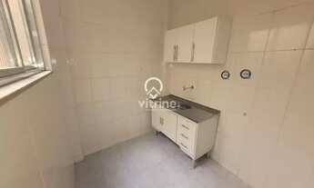 Imagem 7: Apartamento no centro de Nova Friburgo, com 1 quarto, sala, cozinha e banheiro