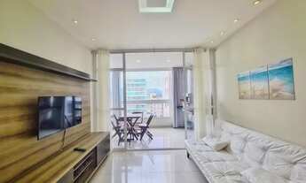 Imagem 4: Apto de luxo na quadra do mar, 3 quartos de frente pra rua, varanda com área de churrasco