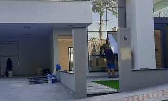 Imagem 7: Casa para Venda em Palhoça, PEDRA BRANCA, 3 dormitórios, 1 suíte, 2 banheiros, 1 vaga