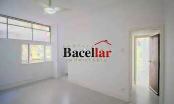 Imagem 2: Apartamento - / Residencial / Glória