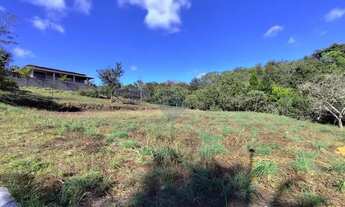 Imagem 6: Terreno plano regularizado e vista pra reserva com 861,28m² condomínio Ouro Vermelho II