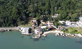 Imagem 7: Terreno Muito Próximo ao Mar com 425m² e Matrícula em Sambaqui Florianópolis