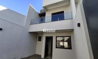 Imagem: Casa com 3 suítes disponível para locação