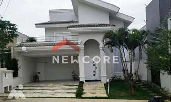 Imagem: Casa de condomínio em Avenida Maria Hannickel