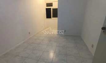 Imagem 4: Kitnet/Conjugado - / Residencial / Centro