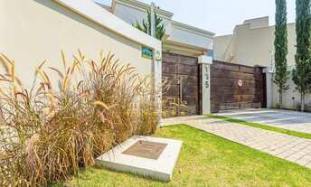 Imagem 3: Bacacher, Casa em condomínio Piazza Navona, 3 suítes, 3 vagas, ponto Jacuzzi, à venda, Cur