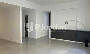 Imagem 7: Apartamento : Leblon de 140 m2, de 4 qtos e 1 vaga, port 24 horas, silencioso