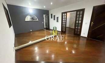 Imagem: Casa 240m², com 3 quartos (1 suíte), 2