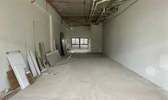 Imagem: PLURI - LOJA COMERCIAL EM EXCELENTE LOCALIZAÇÃO