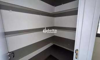 Imagem 7: Apartamento com 3 suítes disponível para locação no bairro Jardim Sul em Uberlândia-MG