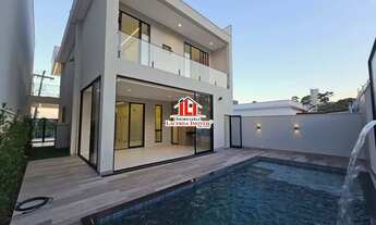 Imagem 3: Quinta das Marinas / Casa Duplex com 4 suítes sendo 2 com closet