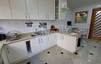 Imagem 10: Casa à venda Planalto Paulista 3 suítes, 4 vagas, ampla edícula, melhor local