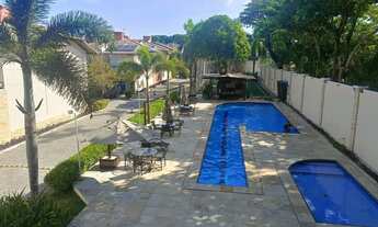 Imagem 6: Casa duplex em condomínio, composta no 1º pavimento por sala ampla com dois ambientes, lav