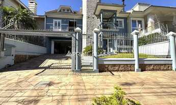 Imagem 2: Sobrado com 5 dormitórios sendo 1 suíte - Bairro Moinhos de Vento, Canoas/ RS