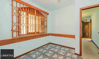 Imagem 4: Casa de 2 quartos, 2 banheiros,pátio,churrasqueira, 7 vagas no bairro Guarujá