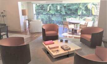 Imagem 6: Vendo apartamento alto padrão, com três suítes e cinco vagas de garagem, localização priv