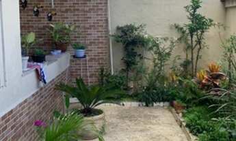 Imagem 2: Imóvel com 2 casas no mesmo terreno no bairro Caioaba-NIguaçu. Garagem coberta p 2 carros