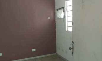 Imagem: Sobrado para aluguel possui 215 Silva Bueno