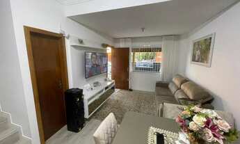 Imagem 2: Sobrado para venda possui 84 metros quadrados com 2 quartos em Itacolomi - Balneário Piçar