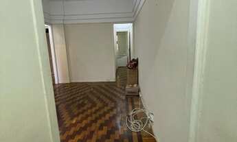 Imagem 6: Apartamento para venda possui 70 metros quadrados com 2 quartos em Copacabana - Rio de Jan