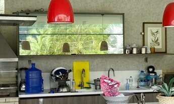 Imagem 2: Mansão de Alto Luxo Busca Vida