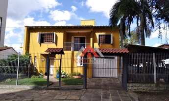 Imagem 2: Casa com 3 dormitórios à venda, 300 m² por R$ 850.000,00 - Vila Ipiranga - Porto Alegre/RS