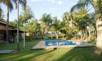 Imagem 2: Chácara para venda com 42.000m², 4 suítes, piscina, quiosque, bosque, pomar, sala de jogos