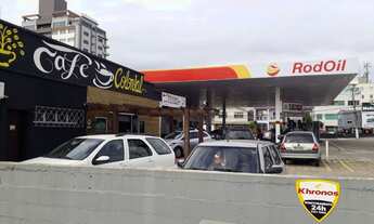 Imagem: Terreno com posto de combustível em Florianópolis