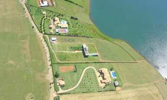 Imagem 2: Terreno PÉ NA ÁGUA / 20.000 m² ALTO PADRÃO