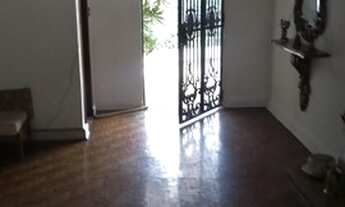 Imagem 6: CASA EM FRENTE A UMA PRAÇA COM 350 M2 3 QUARTOS, 1 SUITE, 4 BANHEIROS, LAREIRA, 2 VAGAS. S