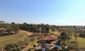 Imagem: Vende-se Casa no condomínio fechado de