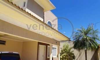 Imagem 2: Casa Residencial com 3 quartos à venda por R$ 660000.00, 240.00 m2 - ITALIA - CAMBE/PR