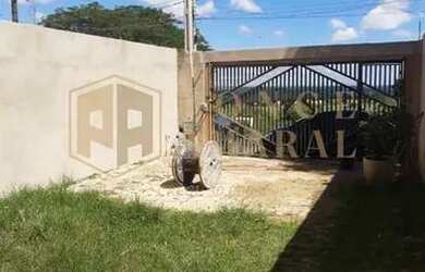Imagem 2: Excelente casa localizada no bairro Santa cândida próximo a Avenida Elias Miguel Maluf