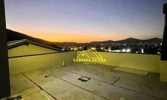 Imagem: CASA 3 ANDARES PROX. DO COSTÃO GOLF