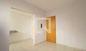 Imagem 3: Apartamento para Aluguel - Panorama, 2 Quartos, 47 m2