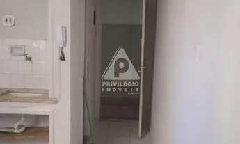 Imagem 3: Kitnet à venda, 1 quarto, 1 vaga, Centro - RIO DE JANEIRO/RJ