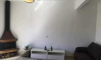 Imagem: Casa mobiliada, numa rua sem saída na Vila