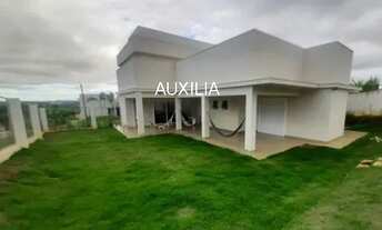 Imagem 5: Casa à venda com 3 suítes com closet no Residencial Village Ipanema I em Araçoiaba