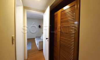 Imagem 4: Disponível venda a duas quadras da Paulista na parte mais arborizada dos Jardins