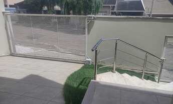 Imagem 3: Semi nova, em bom acabamento