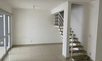 Imagem 2: Casa de condomínio para venda possui 180 metros quadrados com 3 quartos