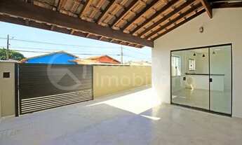 Imagem 2: CASA com 2 quartos em Peruíbe, no bairro Balneario Barra de Jangada