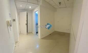 Imagem 3: SALA - LEBLON Galpão / depósito com venda por R$1.200.000