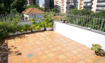 Imagem 3: Apartamento para venda possui 142 metros quadrados com 2 quartos em Petrópolis - Porto Ale