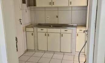 Imagem 4: Apartamento em Petrópolis com 2/4, 2 banheiros, 50m²