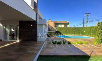 Imagem 4: Casa Maria Luiza com piscina aquecida, imóvel semi-mobiliado