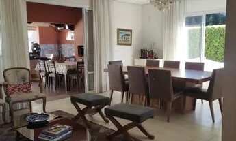 Imagem 5: Casa de condomínio para venda tem 220 metros quadrados com 4 quartos